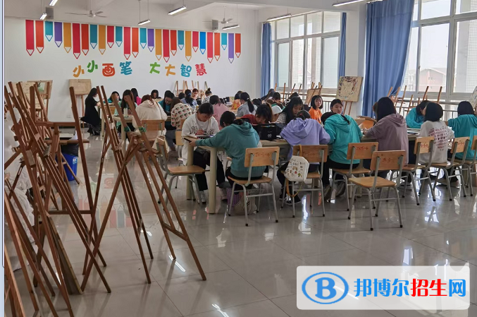 南充數控工程學校2022年有哪些專業(yè)