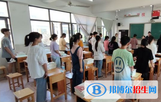 常熟高新園中等專業(yè)學校2022年報名條件、招生要求、招生對象