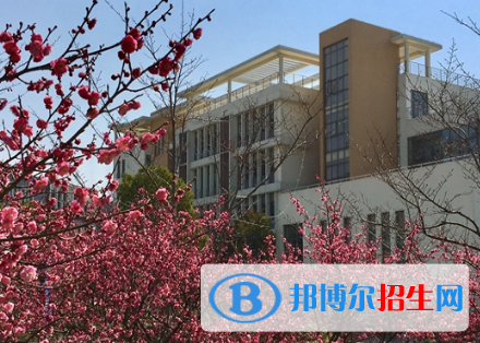 云南聯(lián)合經(jīng)濟(jì)學(xué)校怎么樣、好不好