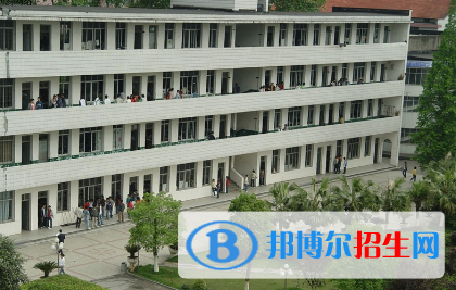 沙河衛(wèi)生學(xué)校2022年招生簡章