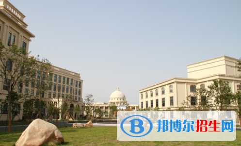 云南省輕工業(yè)技工學(xué)校2022年招生辦聯(lián)系電話
