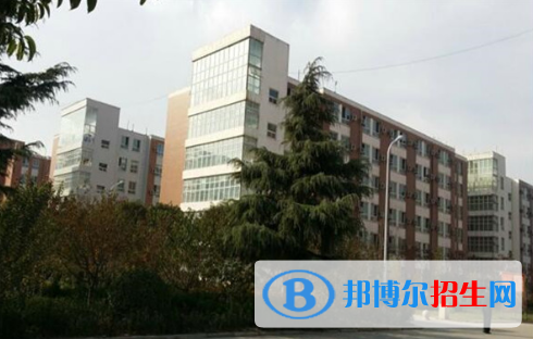 石家莊華師經(jīng)濟(jì)管理中等專業(yè)學(xué)校怎么樣、好不好