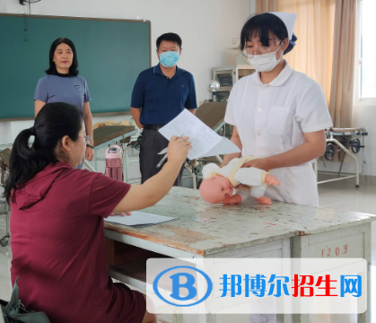 甘肅2022年女生上衛(wèi)校學什么好