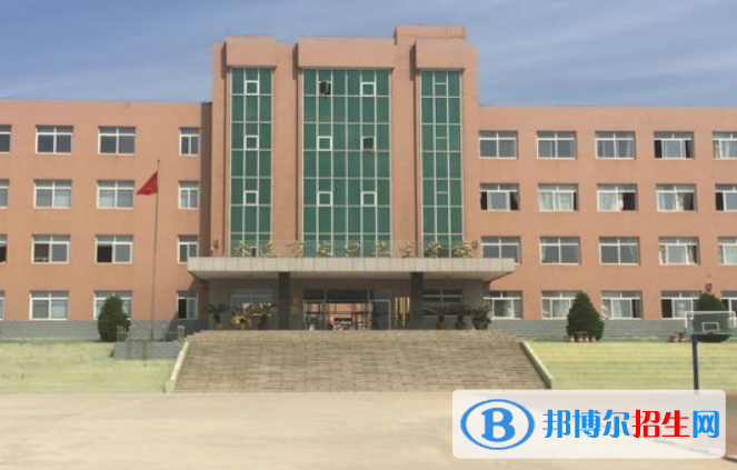 大連市皮口衛(wèi)生學校2022年報名條件、招生要求、招生對象