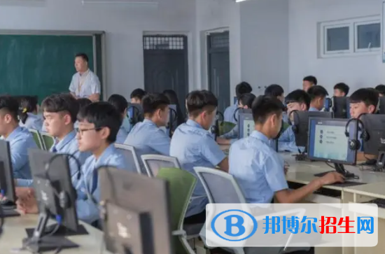 六合高級(jí)職業(yè)中學(xué)怎么樣、好不好