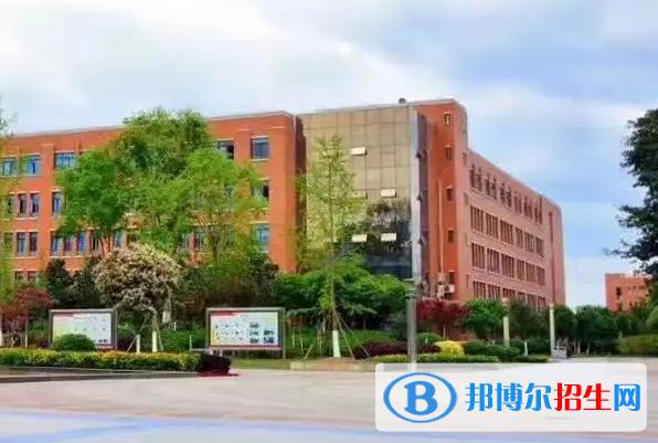 四川涼山衛(wèi)生學(xué)校2022年怎么樣、好不好