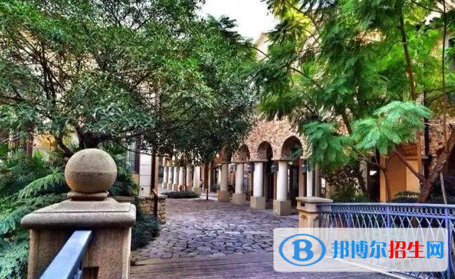 成都麓山國際光亞學(xué)校初中部2023年報(bào)名時間2