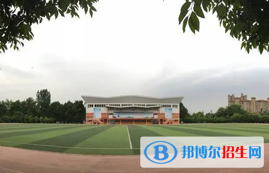 成都麓山國際光亞學(xué)校初中部怎么樣2