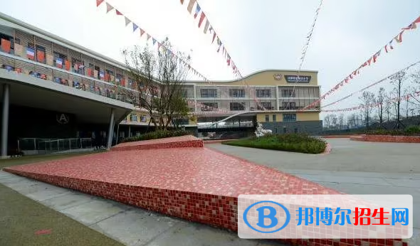 成都蒙彼利埃小學(xué)2023年報名時間2