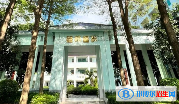 海南中學(xué)三亞學(xué)校2023年報(bào)名條件、招生要求、招生對(duì)象 