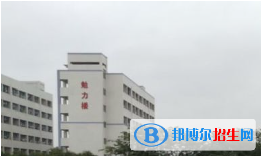 定安縣城南中學2023年學費、收費多少 