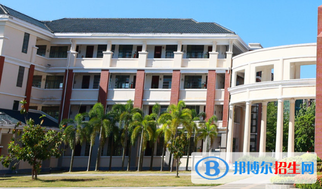 西南大學(xué)臨高實(shí)驗(yàn)中學(xué)2023年招生簡章 