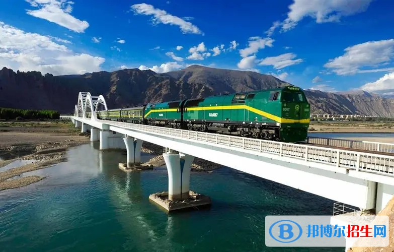 浙江2023年鐵路學校有哪些專業(yè)適合女生