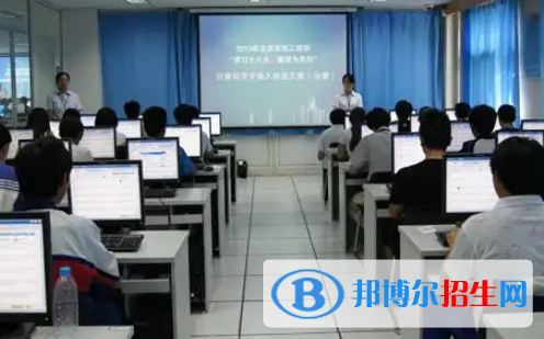 廣西2023年讀計算機(jī)學(xué)校讀什么專業(yè)好