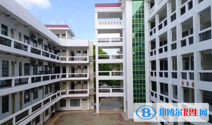 陵水中學2023年招生辦聯(lián)系電話 