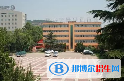 2023年寶雞商貿(mào)交通職業(yè)學校招生辦聯(lián)系電話