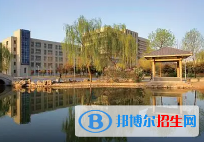 唐山勞動(dòng)技師學(xué)院地址在哪里，哪個(gè)地區(qū)，哪個(gè)城市?