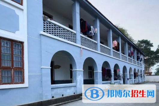 2023懷化公辦中專學(xué)校有哪些  懷化公辦中專學(xué)校名單一覽表