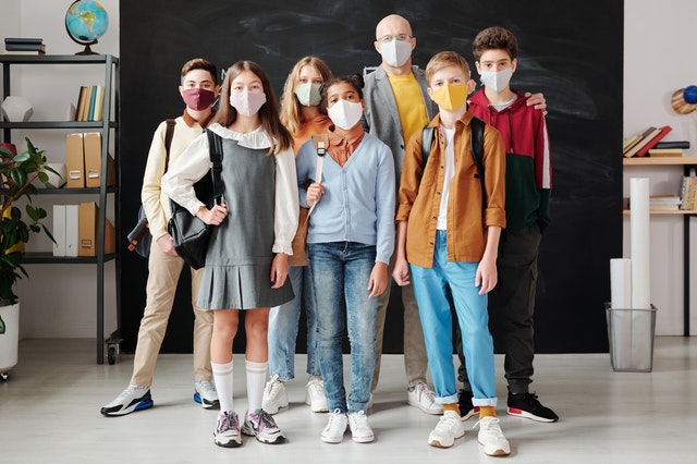 咸陽開設(shè)航空服務(wù)專業(yè)的中職學校名單一覽表