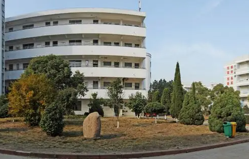 浙江2023年中專學(xué)校生可不可以考大學(xué)