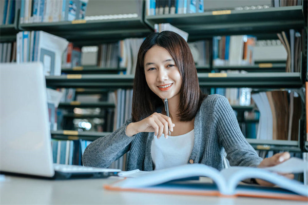 鄭州商業(yè)中等專業(yè)學校中餐烹飪專業(yè)介紹