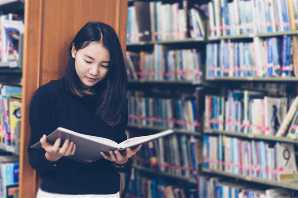 深圳第二高級技工學(xué)校國際貨運代理專業(yè)介紹