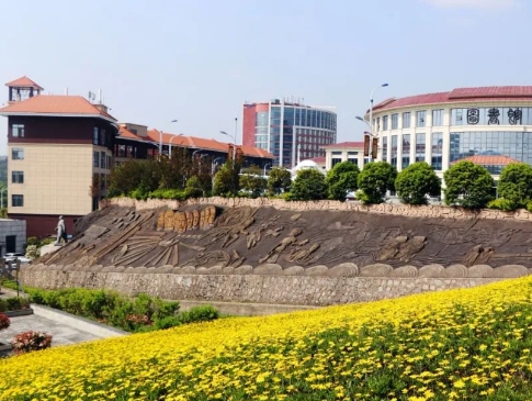 貴州2025年鐵路學校報名條件